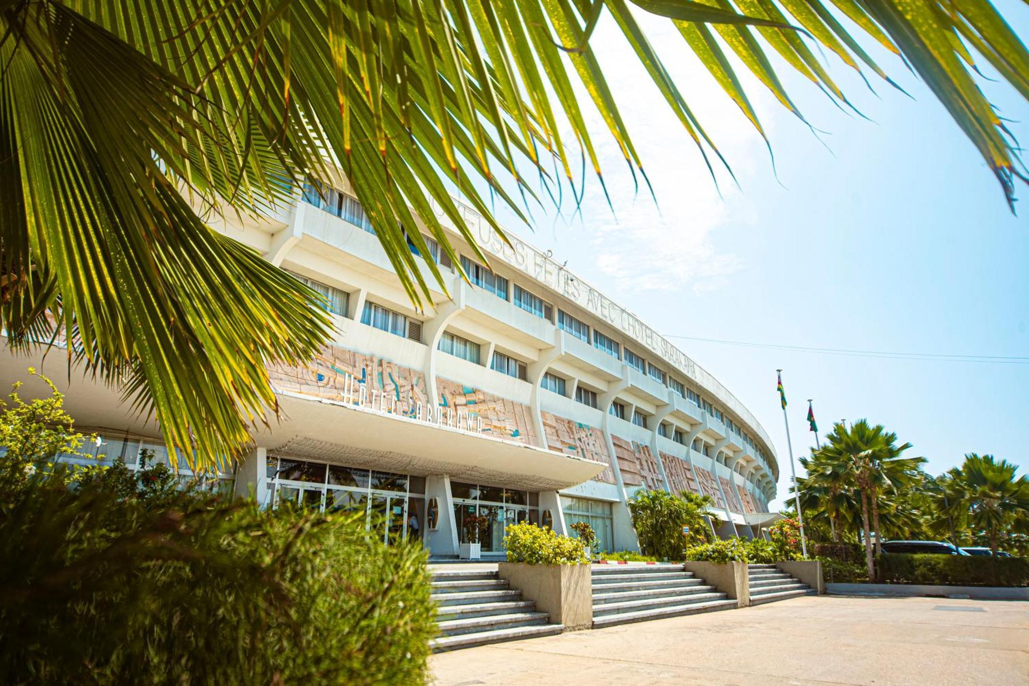 Hotel Sarakawa Λομέ Εξωτερικό φωτογραφία